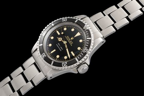 rolex submarinwr crown